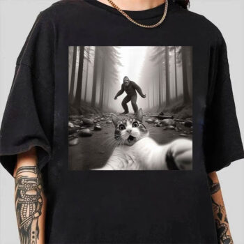 Bigfoot and Cat Selfie Graphic Tee for Men Casual Animal Shirt