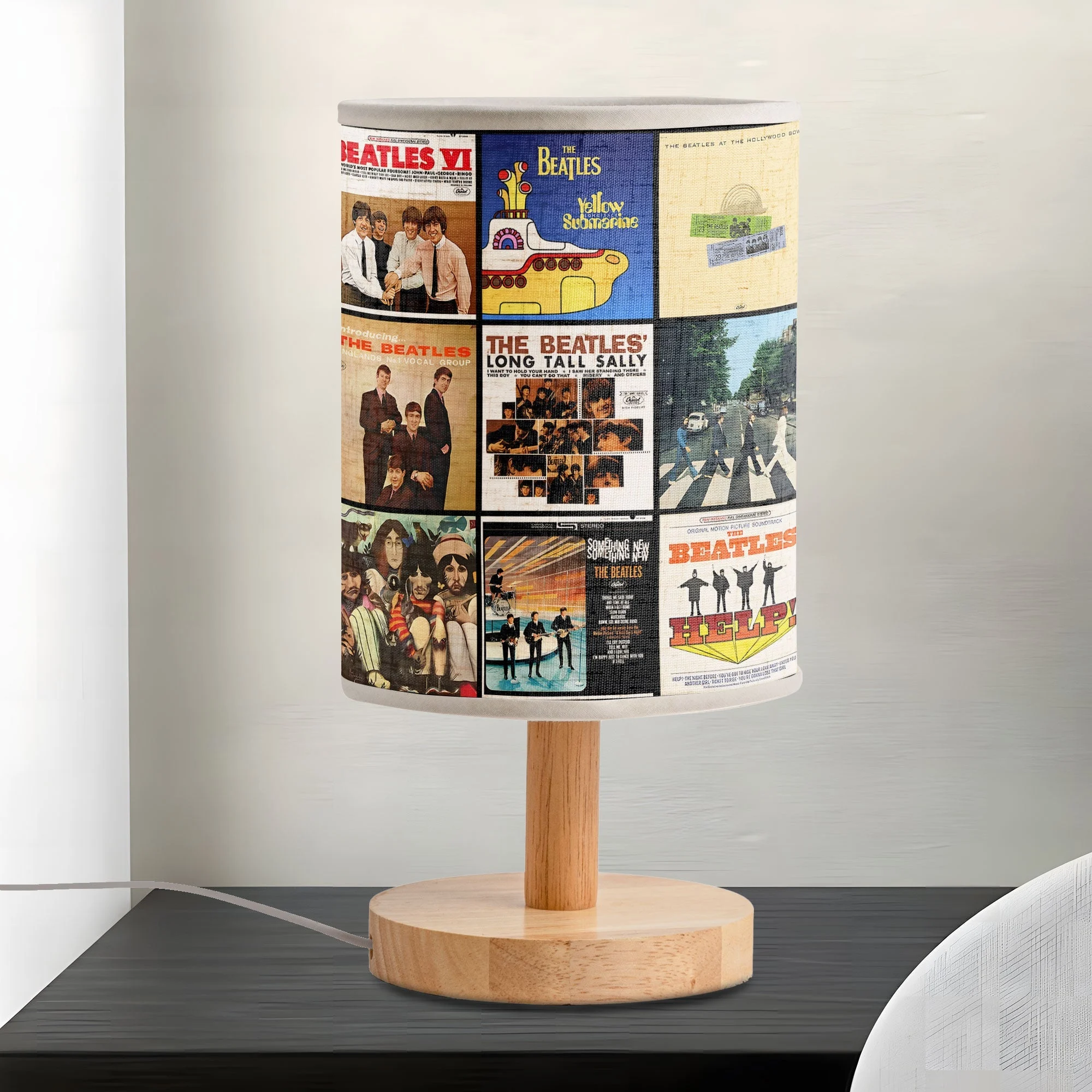 IMG 0628.jpg šµ The Beatles Album Cover Lamp ā Retro Music Decor